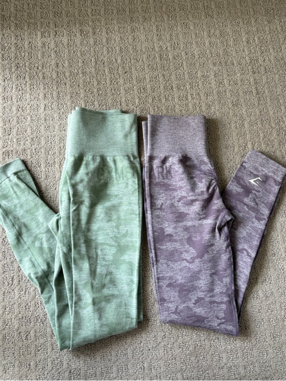 Gymshark Seamless Camo Leggings - Green and Purple XS